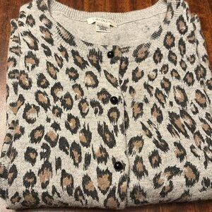 Darling leopard print cardigan sweater. Size L.